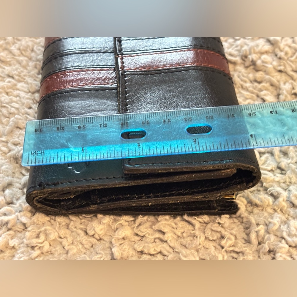 Patricia Nash Black and Brown Leather Wallet - Picture 10 of 12